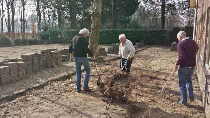 Terras niet klaar voor het outdoorseizoen…!!