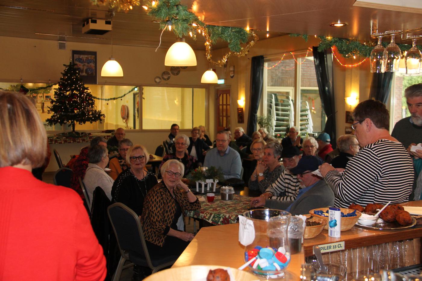 07-01-2019: GESLAAGDE NIEUWJAARSRECEPTIE BIJ LES CAILLOUX